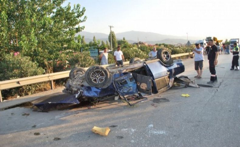 Manisa'da korkutan kaza: 2 yaralı!