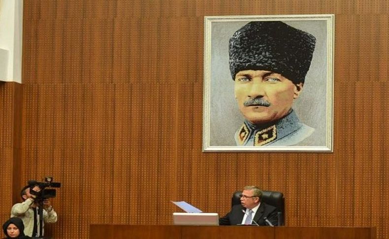Mansur Yavaş'tan 'Kalpaklı Atatürk' talimatı