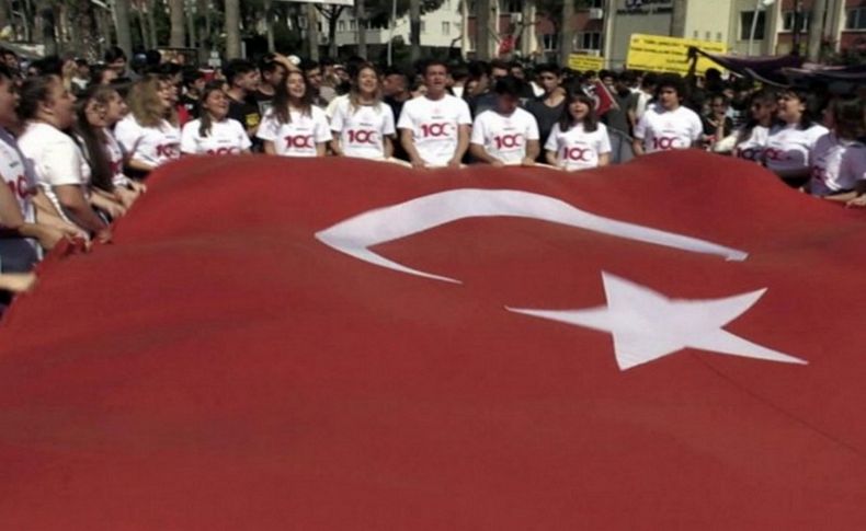 Marmaris'te 19 Mayıs kutlamasında İzmir Marşı yasağı