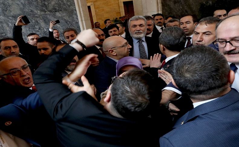 Meclis’te kavga! AK Parti ve HDP’li vekiller birbirine girdi