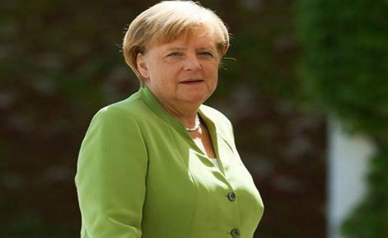 Merkel'den, Türkiye ekonomisi ile ilgili kritik açıklama