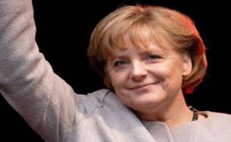 Merkel, üst üste 4'üncü kez seçimi kazandı