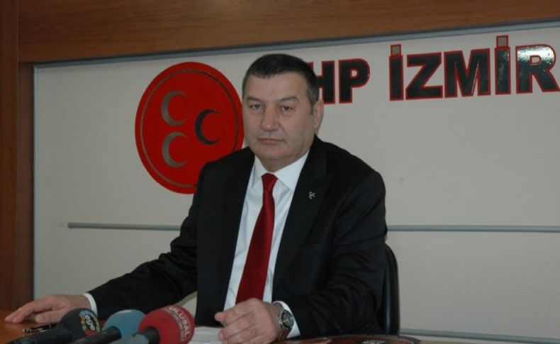 MHP'li Karataş, AK Partili Delican'a sert çıktı: 'İki tane poz vermekle...'