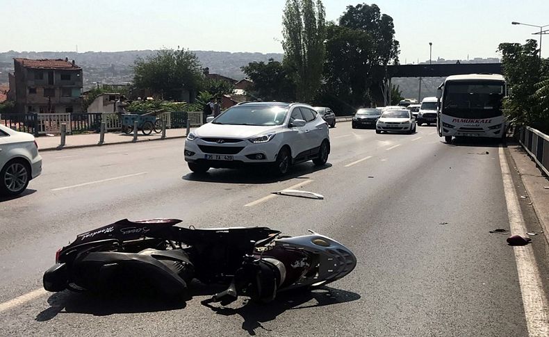 Midibüsün çarptığı motositlet sürücüsü öldü