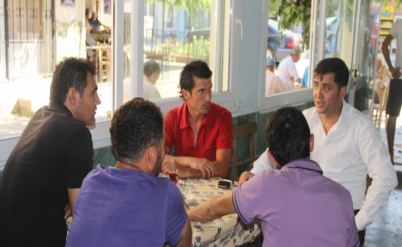 “Mustafa Gürkan köy kahvelerinde”