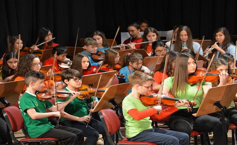Narlıdere’de ‘Çocuk Senfoni Orkestrası’ kuruluyor