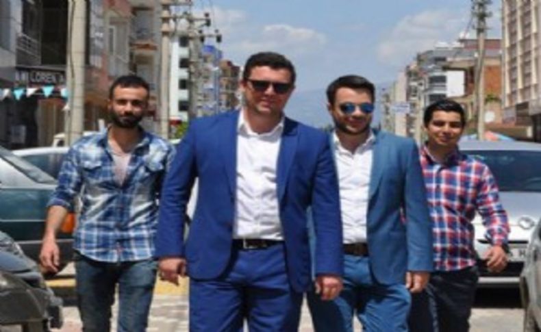 AK Gençlerin İzmir'deki seçim parolası belli oldu: Her sandığa bir genç