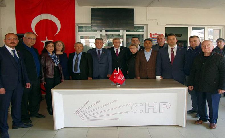 Ödemiş CHP'de yeni yönetim törenle tanıtıldı