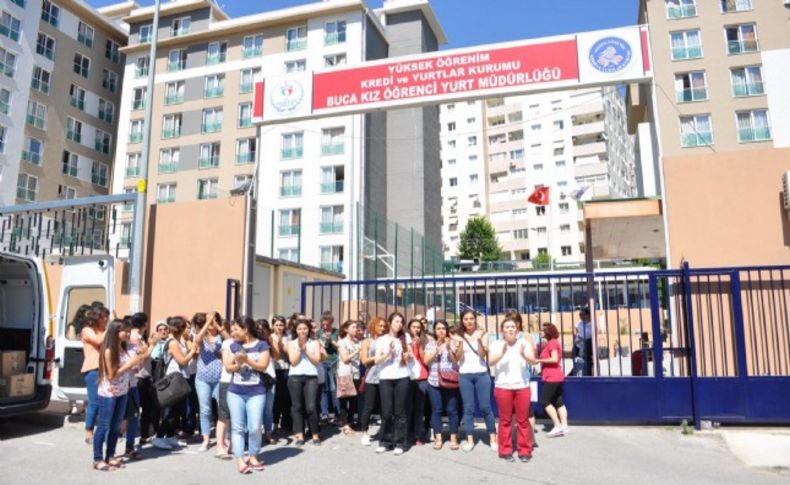 İzmir'de öğrencilerden yurt tepkisi