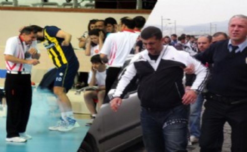 Beşiktaş ve Fenerbahçe taraftarları İzmir'i savaş alanına çevirdi