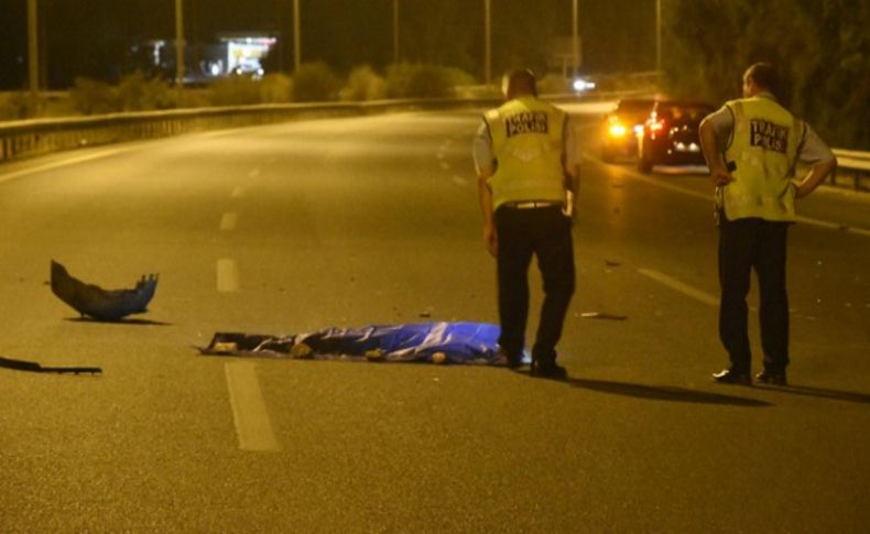 İzmir'de feci kaza: Genç kadın yolun karşısına geçemedi...