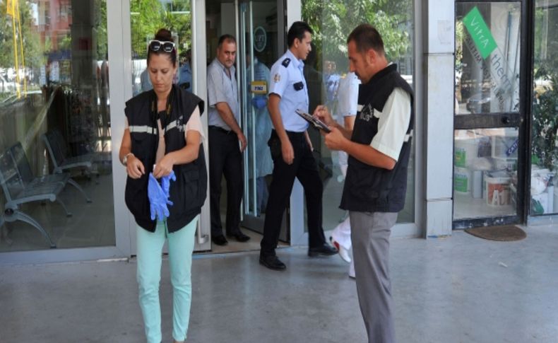 PTT Şubesi'ni soyan silahlı şahıs ticari taksiyle kaçtı