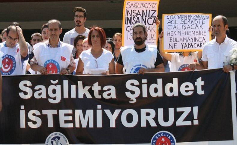 İzmir'in dev hastanesinde hemşireye enjektörlü saldırıya tepki