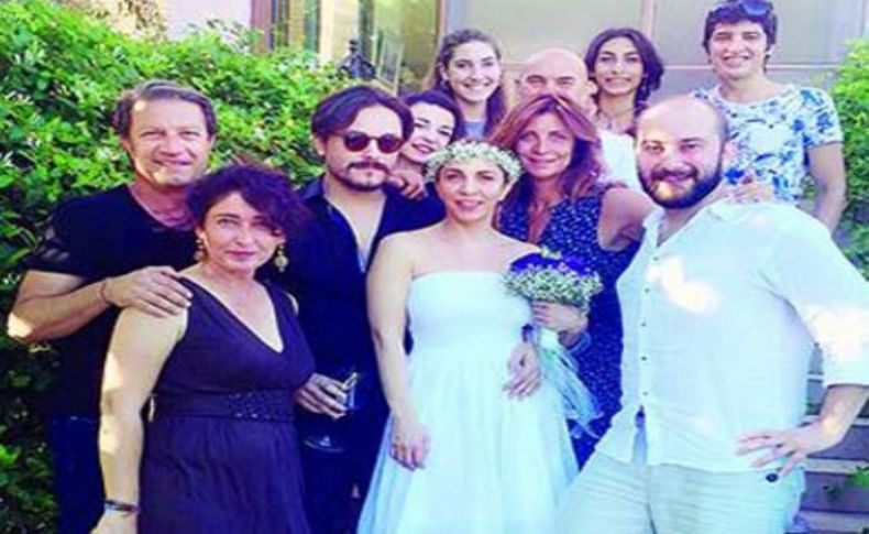 Sertab Erener İzmir'de evlendi