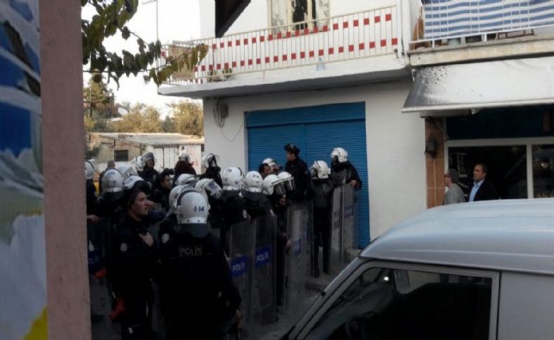Didim'de sokağa çıkma yasağı eylemine polis müdahalesi: 22 gözaltı