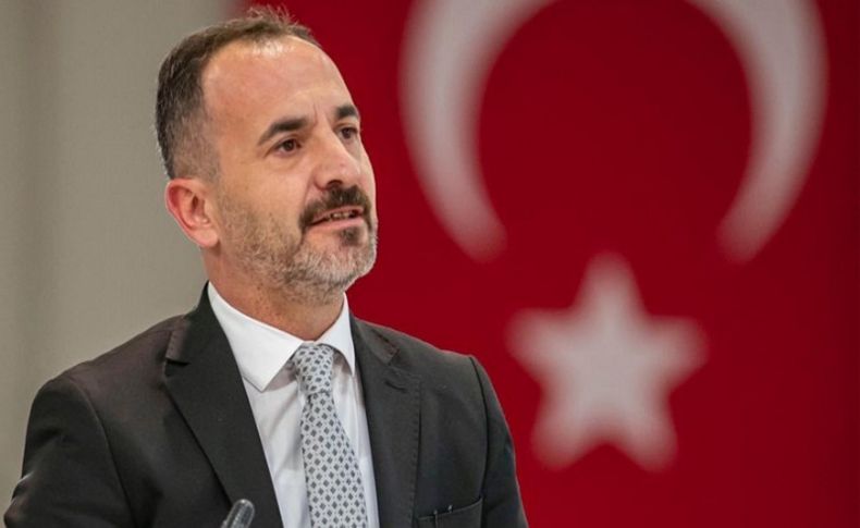 Soyer'in paylaşımına AK Partili Hızal'dan jet tepki: Yargı kararlarını eleştirmek yerine...