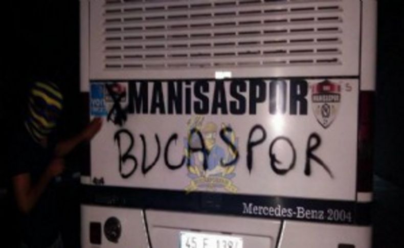 Bucaspor holiganları Manisaspor tesislerinde