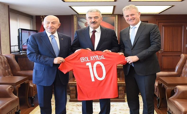 TFF Başkanı, İzmir Valisi Ayyıldız'ı ziyaret etti