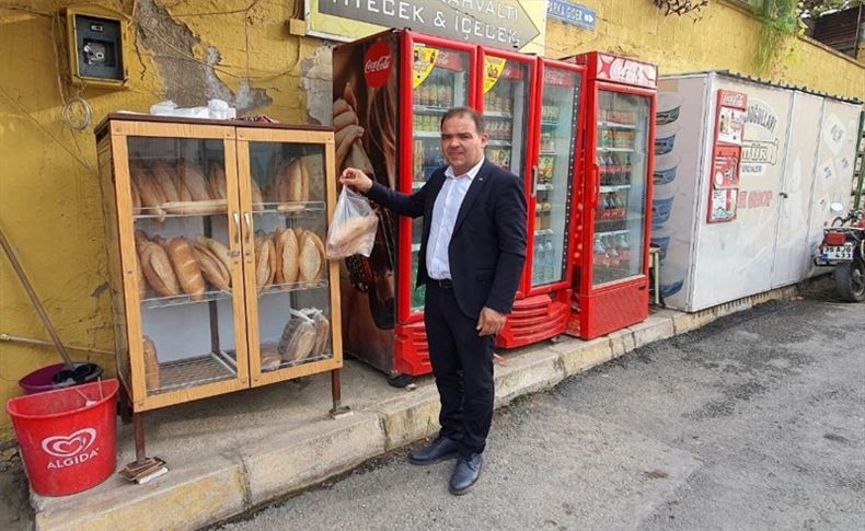 Tire'de MHP 'askıda ekmek kampanyası' başlattı