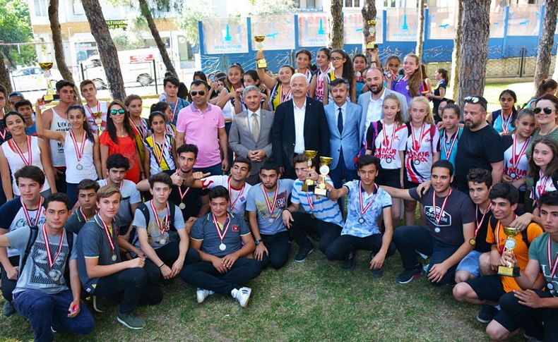 Torbalı Gençlik ve Spor Festivali'nde kupalar sahiplerini buldu