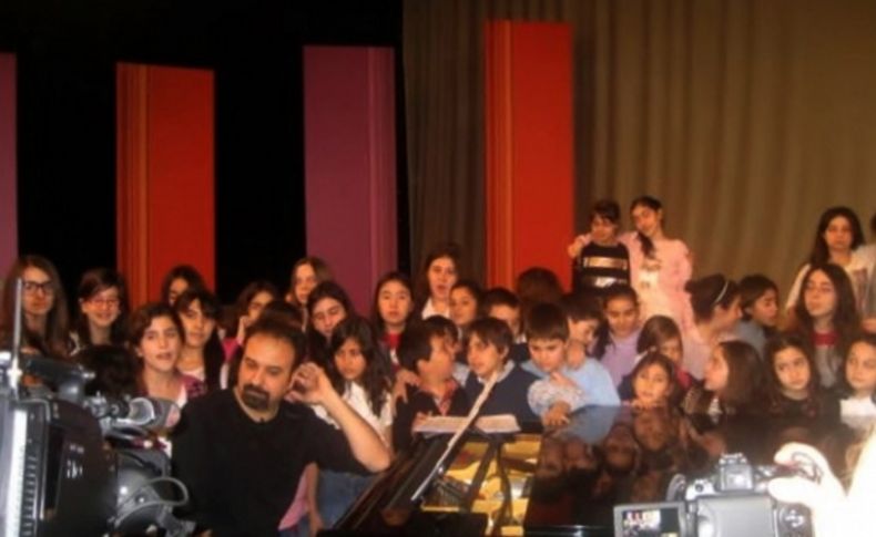 TRT Popüler Çocuk Şarkıları Yarışması'nda AİBÜ başarısı