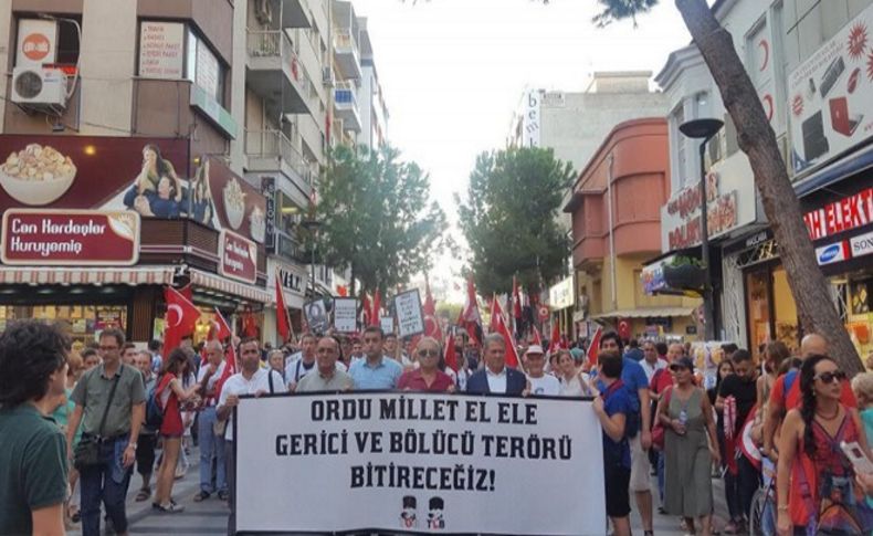 Türkiye Gençlik Birliği'nden Zafer yürüyüşü