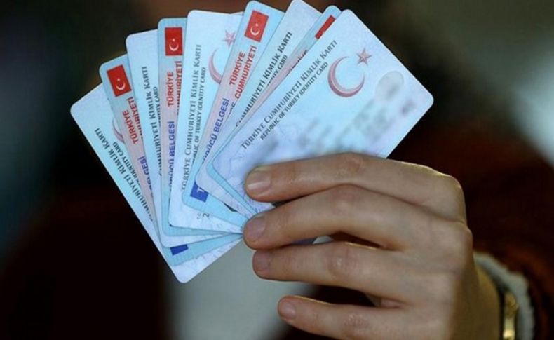 Türkiye'ye yatırım yapan 9 bin 11 yabancı vatandaşlık kazandı