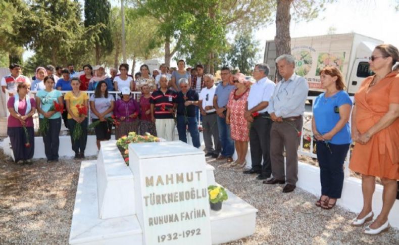 Türkmenoğlu mezarı başında anıldı