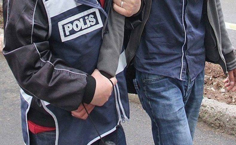 İzmir'de kapkaççı yakalandı