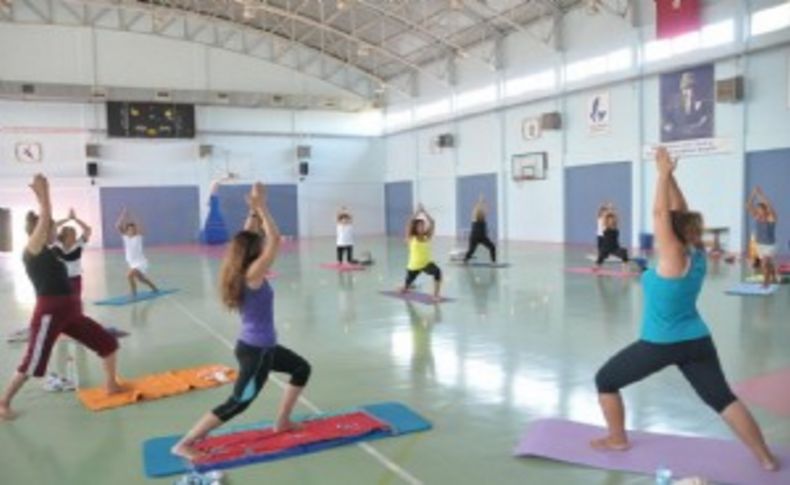 Kadınlara ücretsiz yoga eğitimi