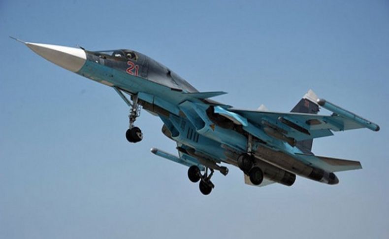 Füze donanımlı Rus uçakları Suriye'de uçtu!