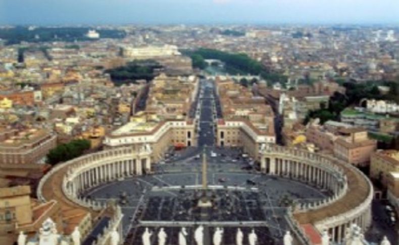 Vatikan'dan Papa'nın 'soykırım' sözüne ilk açıklama