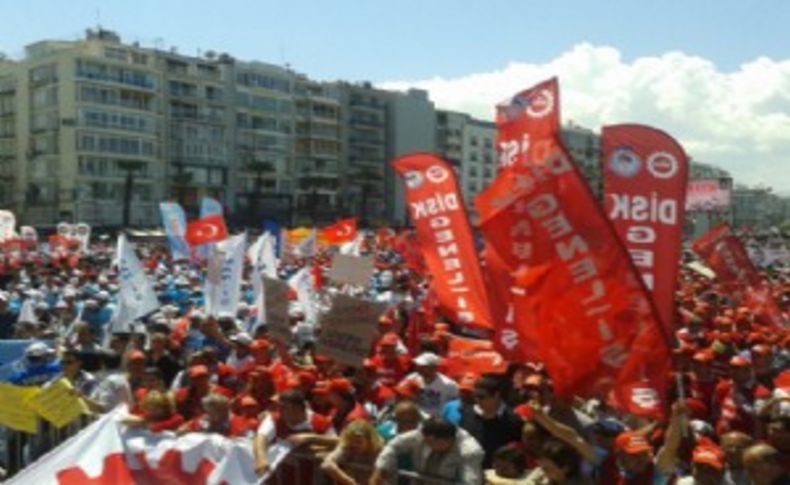 İzmir'de 1 Mayıs İşçi Bayramı