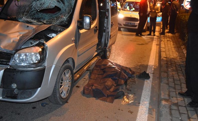 İzmir'de trafik kazaları dört can aldı