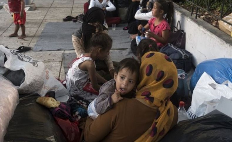 Yunandan mültecilere insanlık dışı muamele!