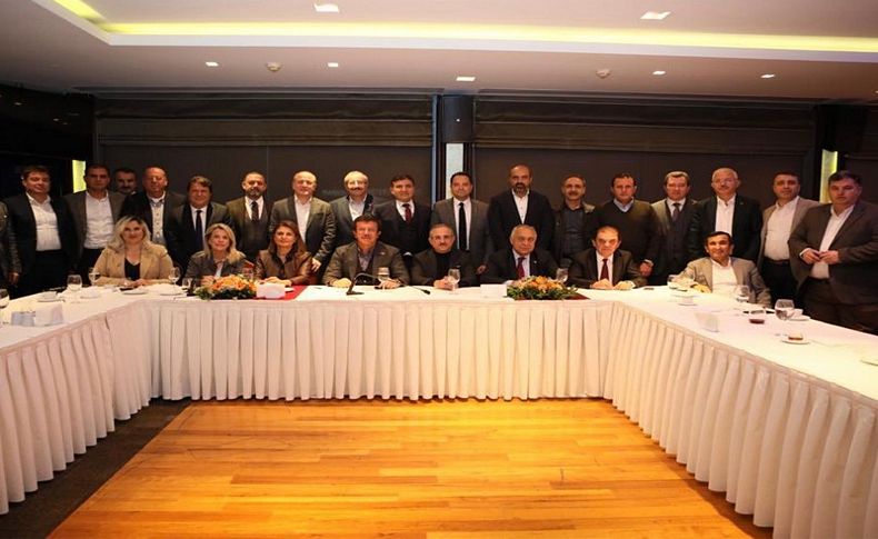 Zeybekci, İzmir'deki başkan adaylarıyla bir araya geldi
