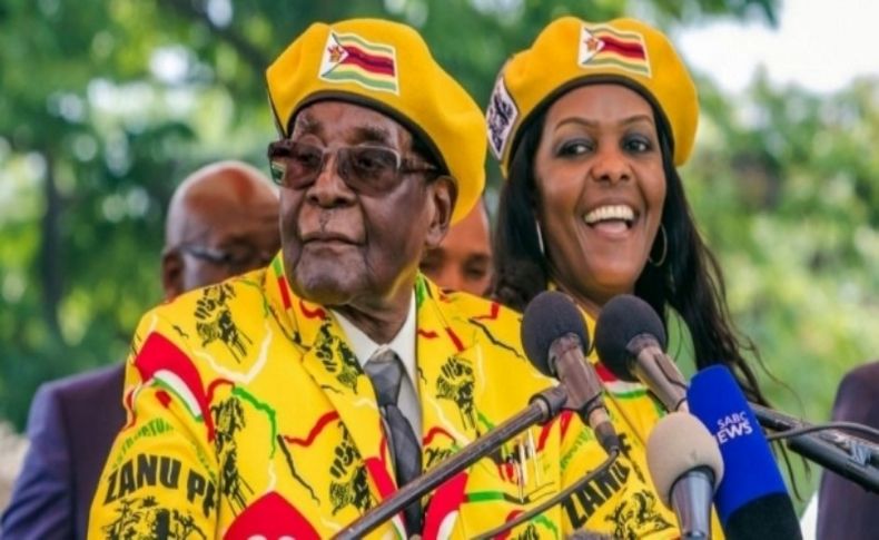 Zimbabve Devlet Başkanı Mugabe istifa etti!