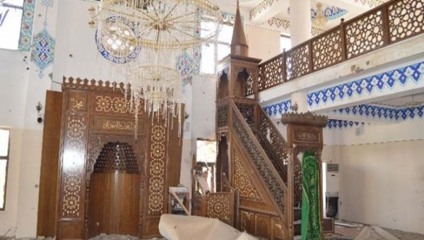 Şırnak’ta teröristler camileri de tahrip etti