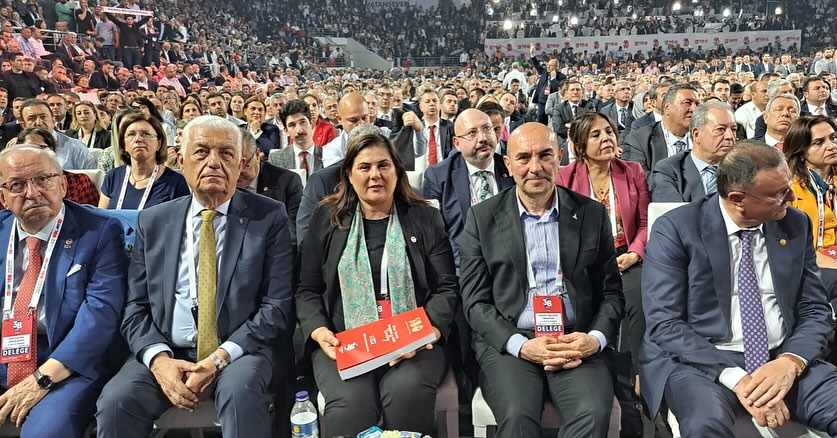 CHP 38. Kurultayı'nda İzmirli Başkanlar