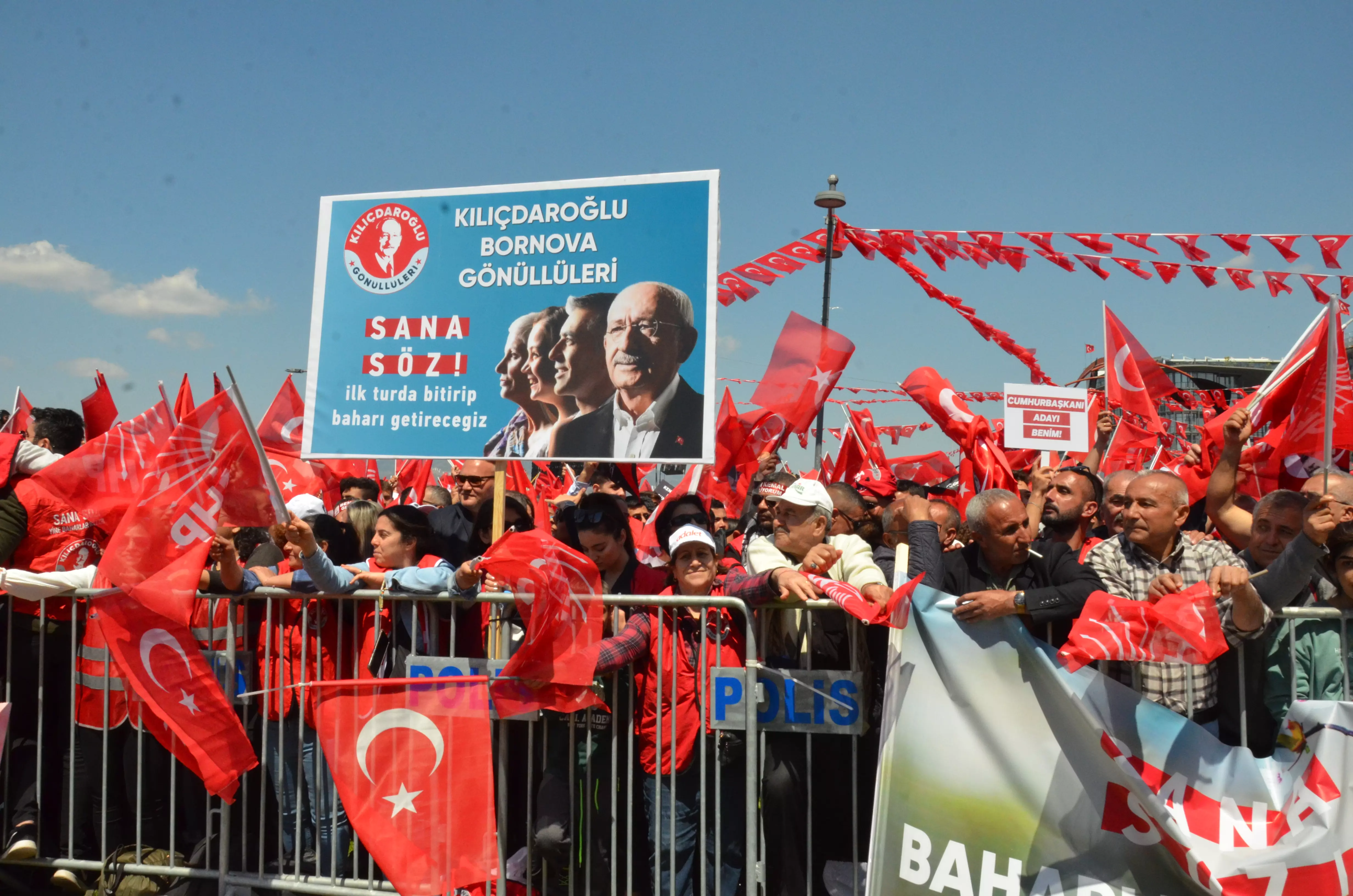 Kılıçdaroğlu'nun İzmir mitinginden çarpıcı kareler 