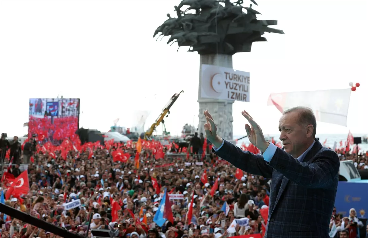 Cumhurbaşkanı Erdoğan İzmir'de...