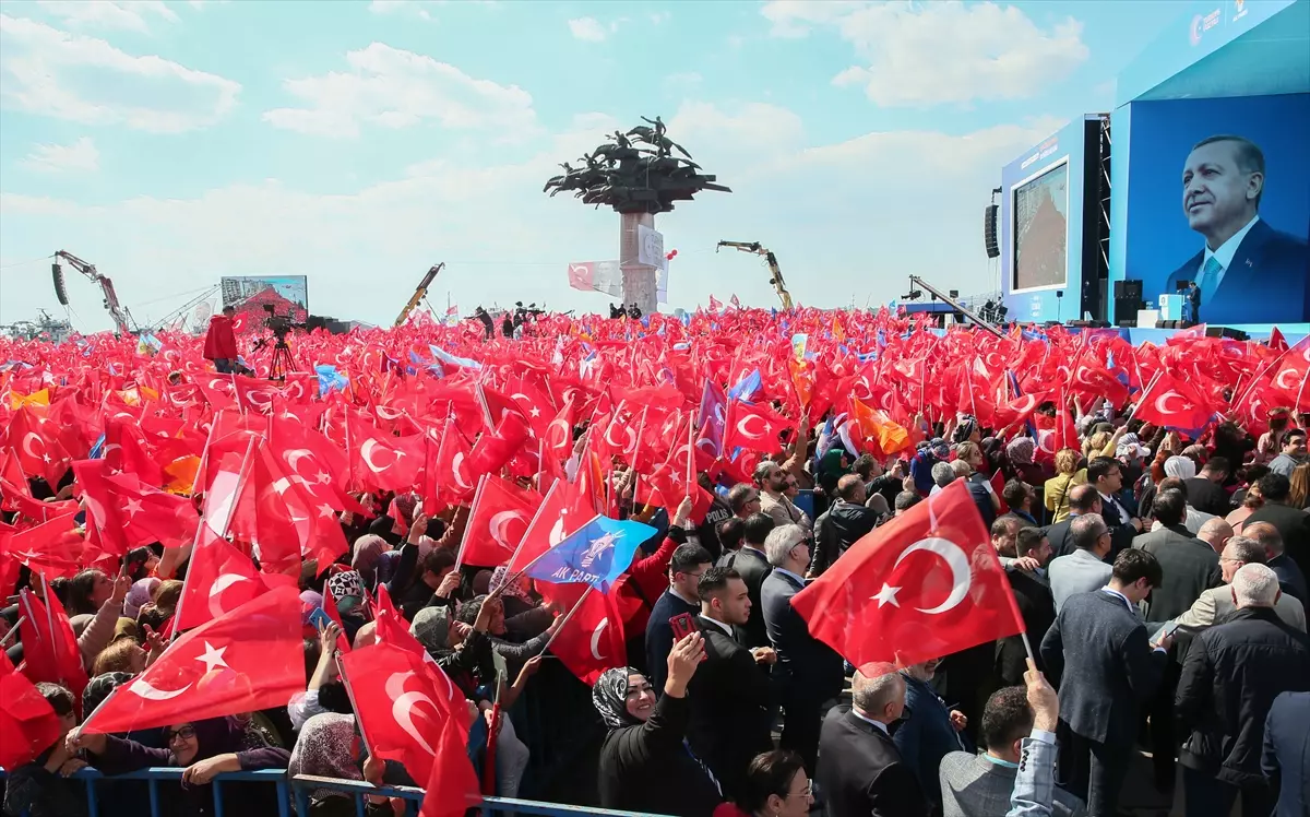 Cumhurbaşkanı Erdoğan İzmir'de...