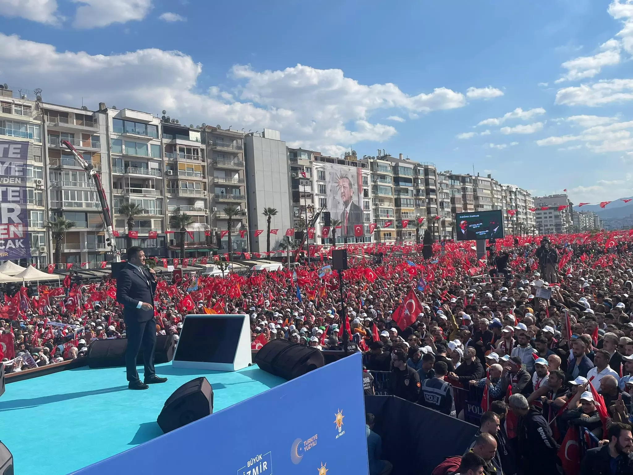 Cumhurbaşkanı Erdoğan İzmir'de...