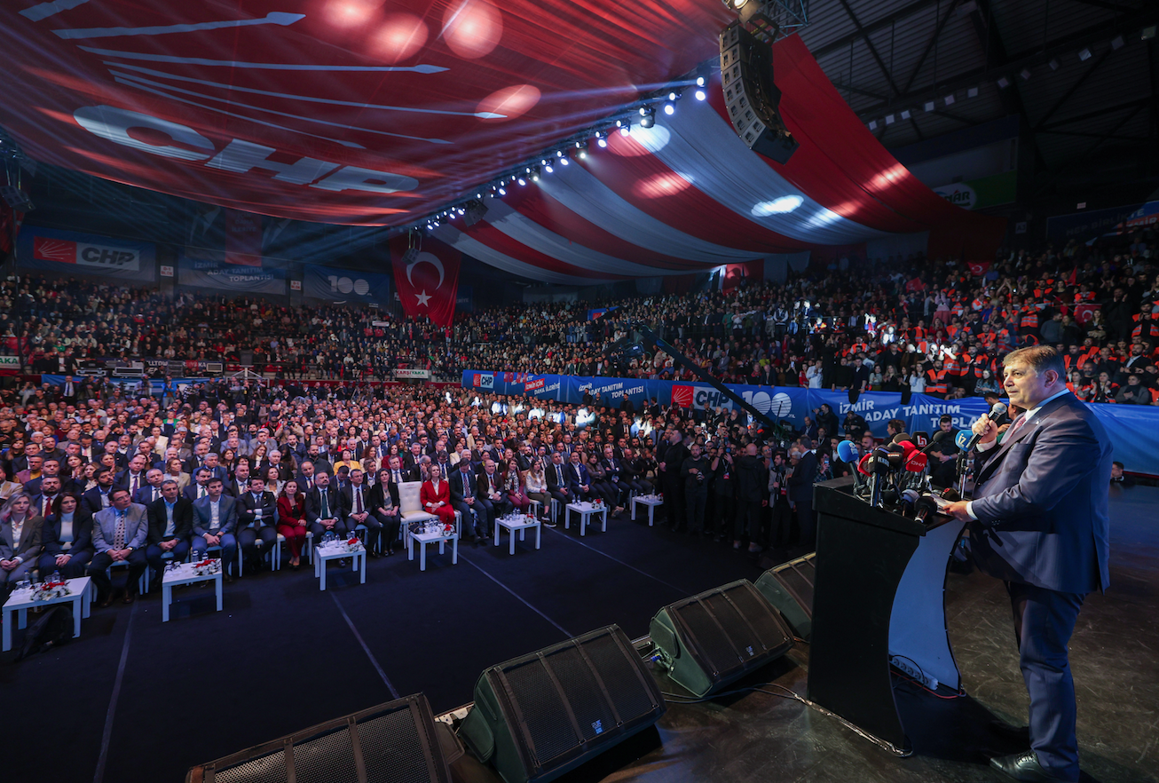 CHP Lideri Özgür Özel İzmir adaylarını tanıttı
