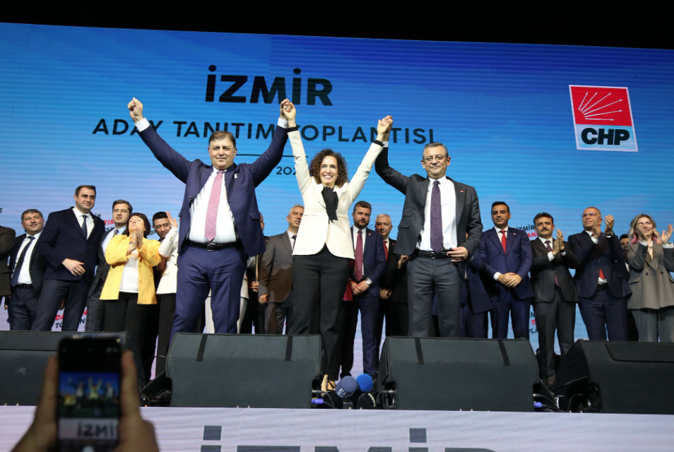CHP Lideri Özgür Özel İzmir adaylarını tanıttı