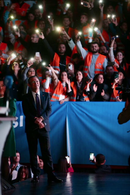 CHP Lideri Özgür Özel İzmir adaylarını tanıttı