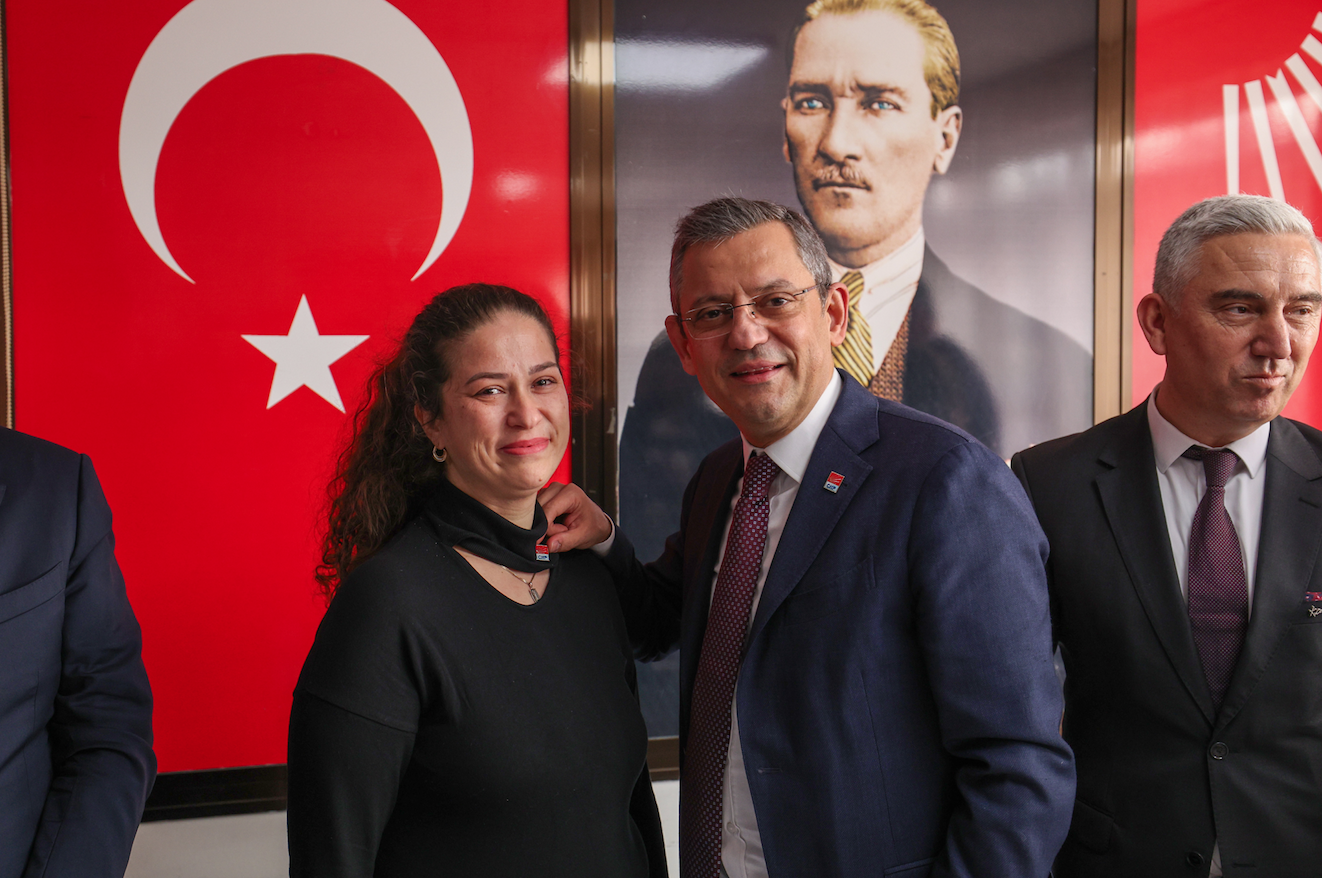 Özgür Özel, Bergama'da halkla buluştu