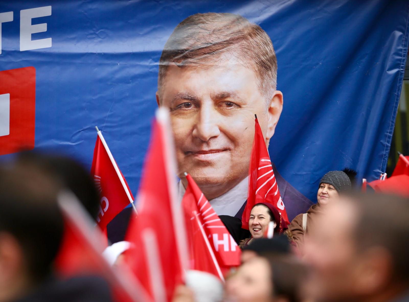 Özgür Özel, Kınık'ta halkla buluştu