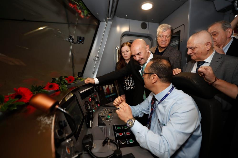 İzmir için büyük gün! Narlıdere Metrosu açıldı
