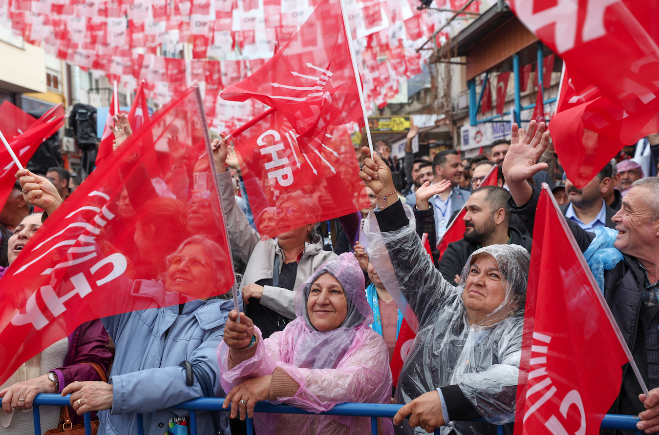 Özgür Özel, Tire'de halkla buluştu